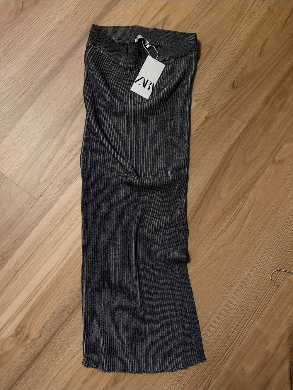 Zara Charcoal Ribbed Knit Midi Skirt